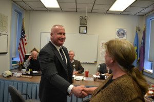 The Mineral County Board of County Commissioners voted unanimously today to offer the sheriff’s badge to Steward Handte, a probation officer based in Reno.